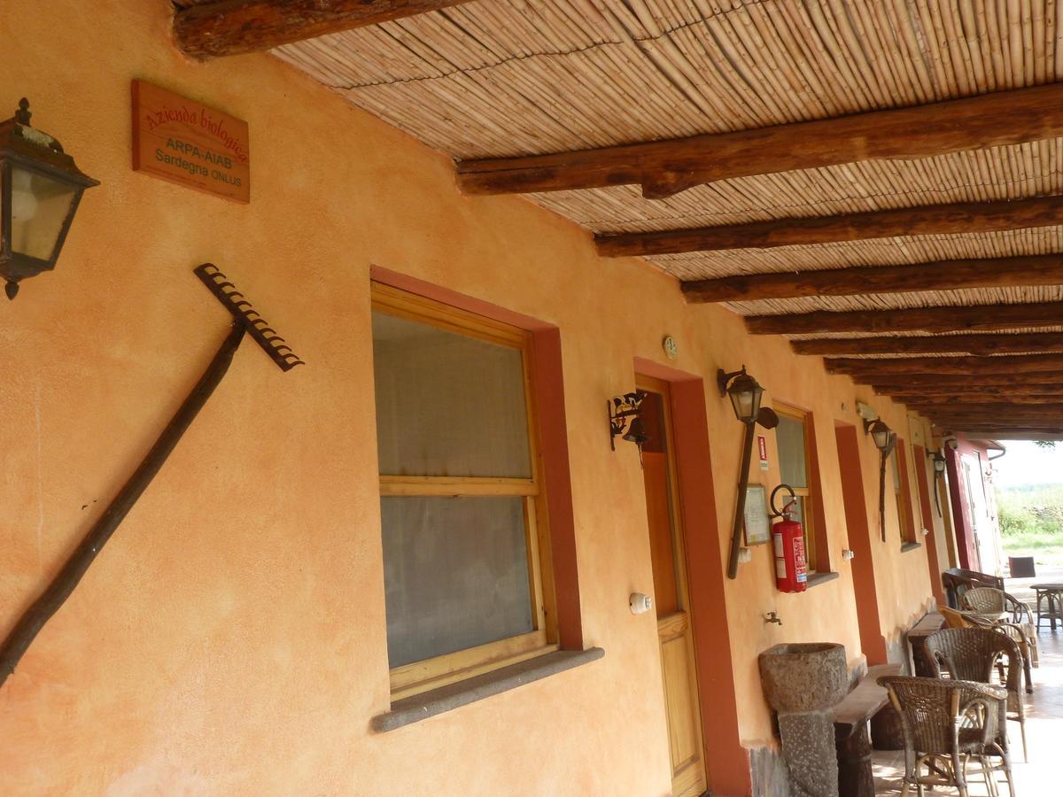 Sindia Agriturismo Nuragh'Elighe מראה חיצוני תמונה