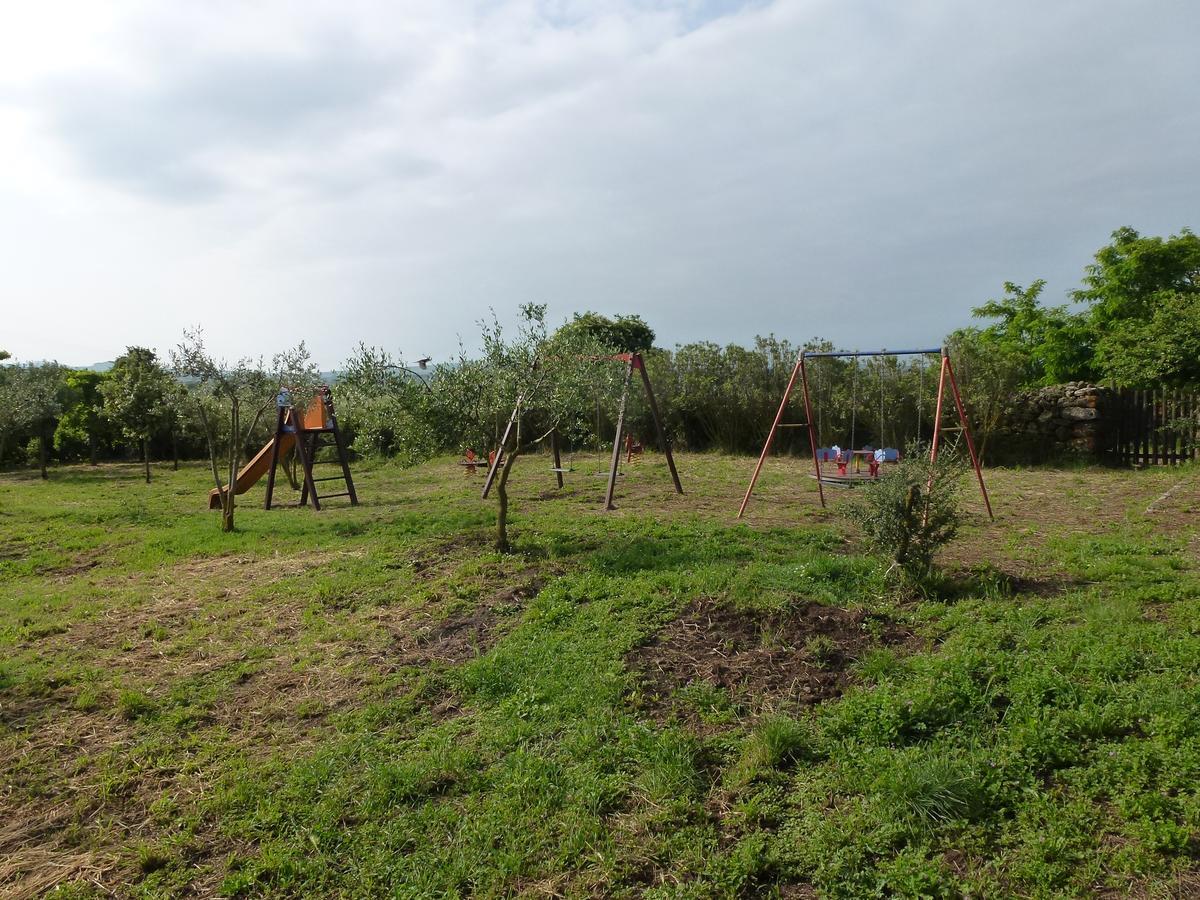 Sindia Agriturismo Nuragh'Elighe מראה חיצוני תמונה