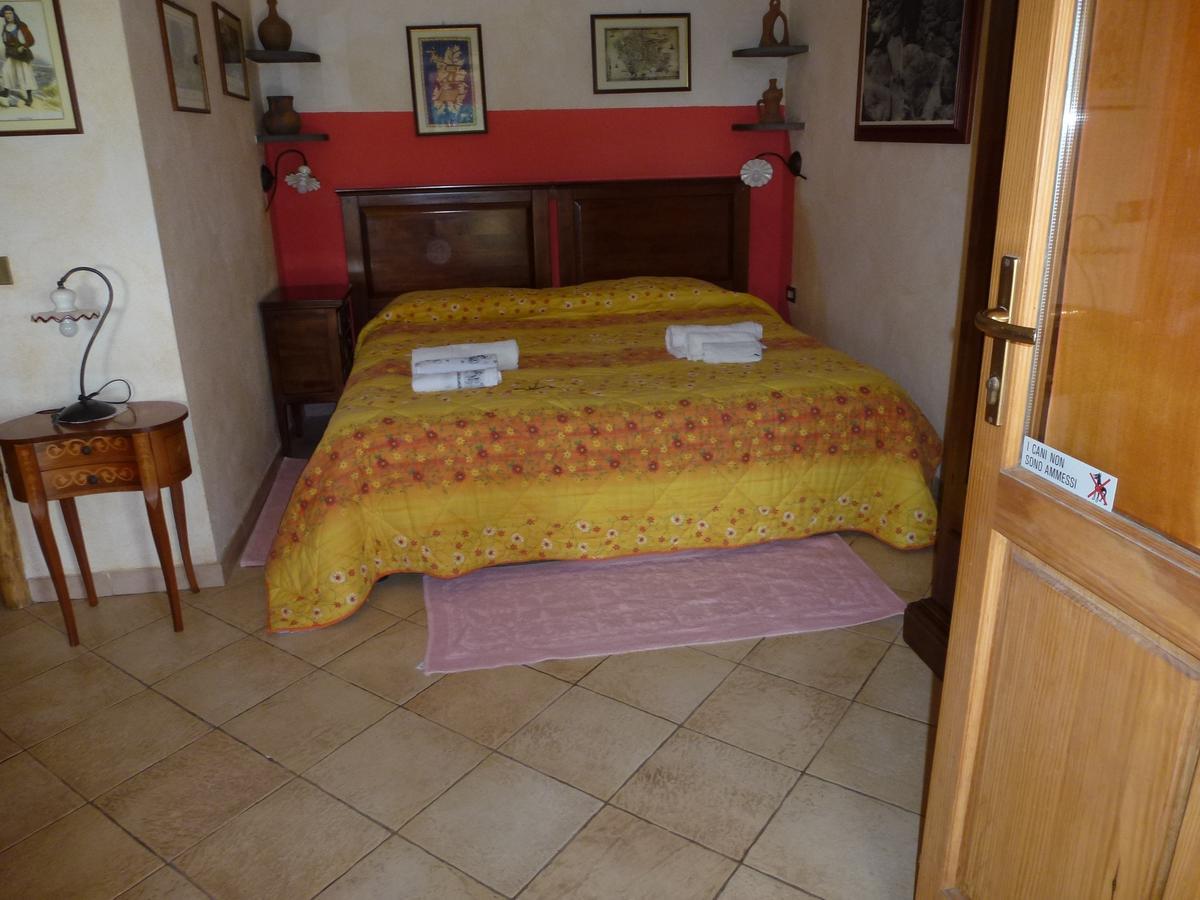 Sindia Agriturismo Nuragh'Elighe מראה חיצוני תמונה